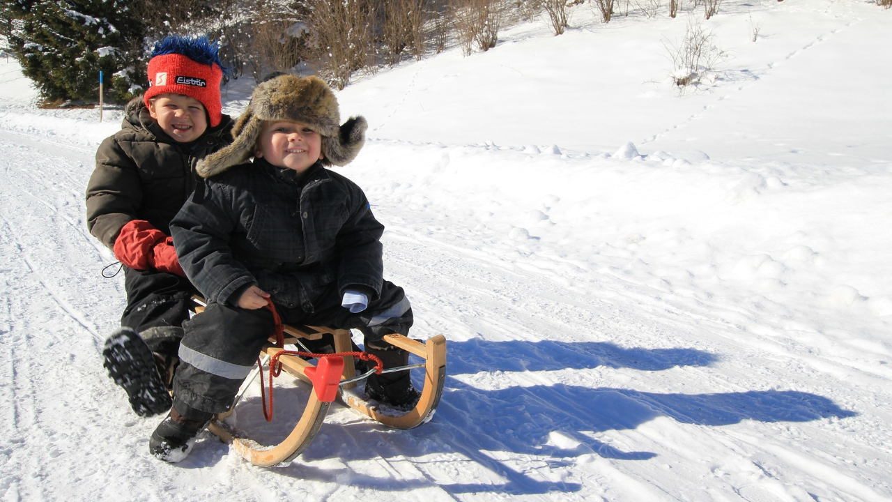 15 Winter Activities for the Whole Family to Enjoy!